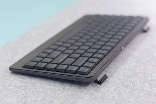LOFREE Edge|超薄型・軽量ロープロファイル メカニカルキーボード|軽く、浅く、滑らかな打鍵感|PCBガスケットマウント