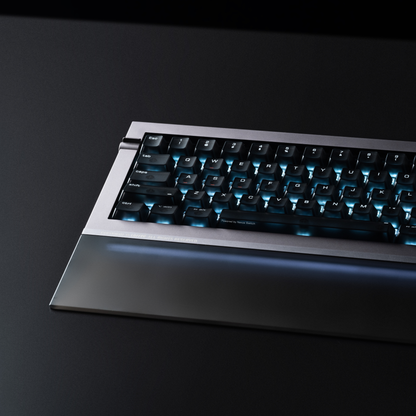 Lofree Hyzen スペースグレーカラーのゲーミングキーボード